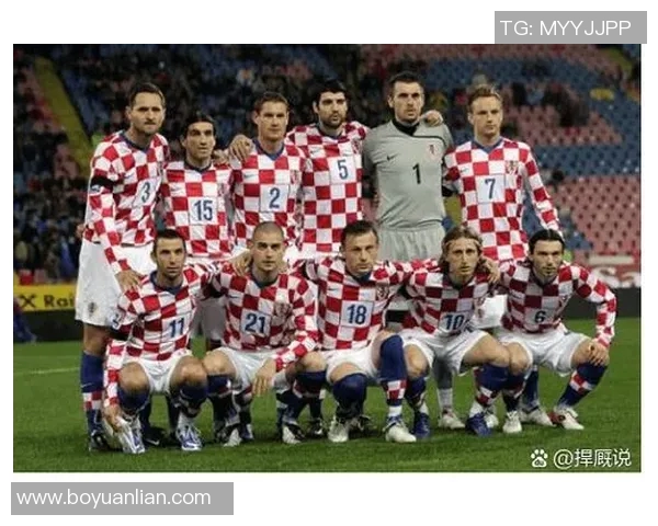 最火的足球明星是谁他在赛场上的表现如何影响了全球球迷的热情与追随