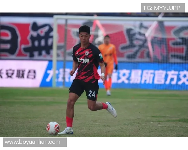 陕西足球历史上的明星球员盘点与成就回顾